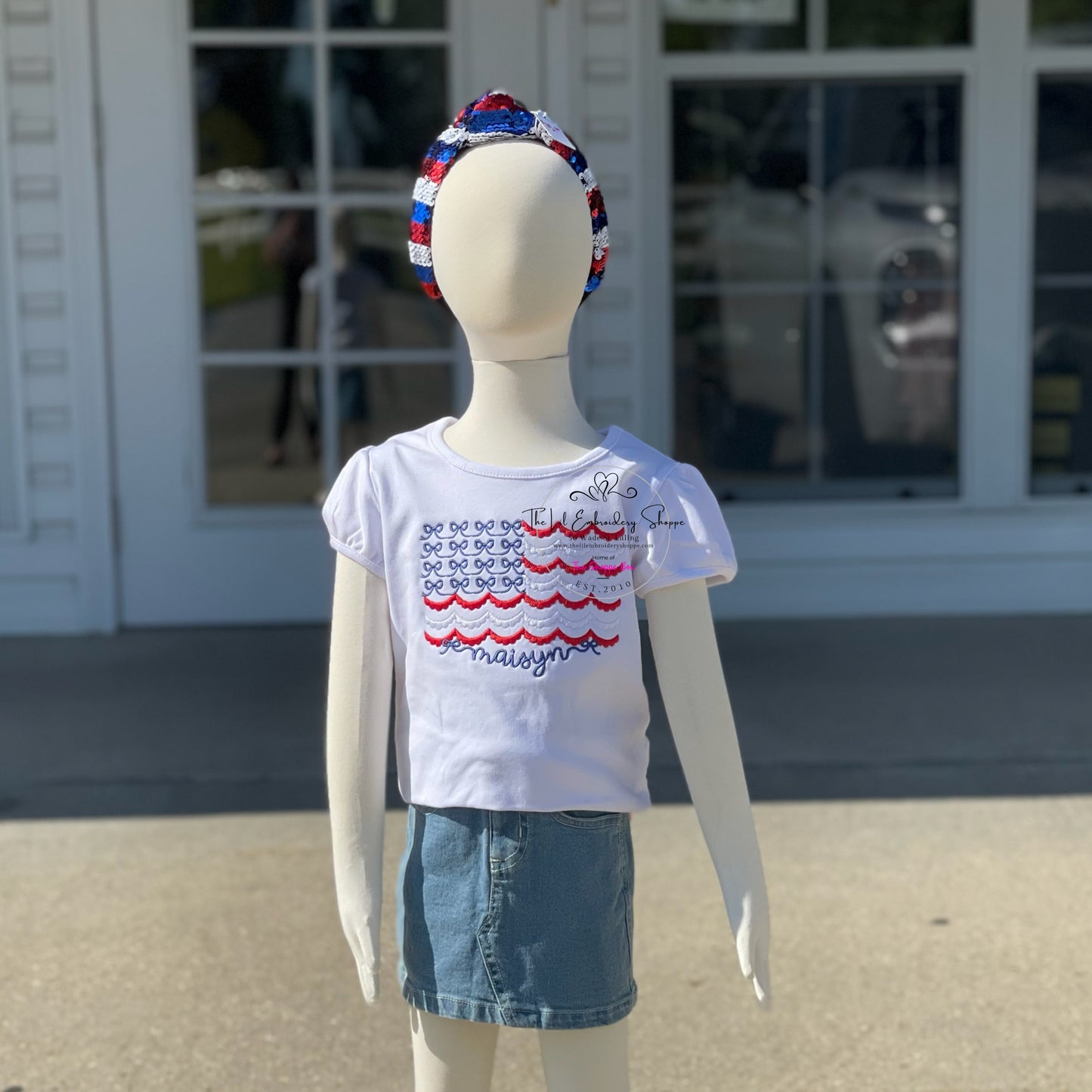 BOWS & SCALLOPS AMERICAN FLAG PUFF SLEEVE
