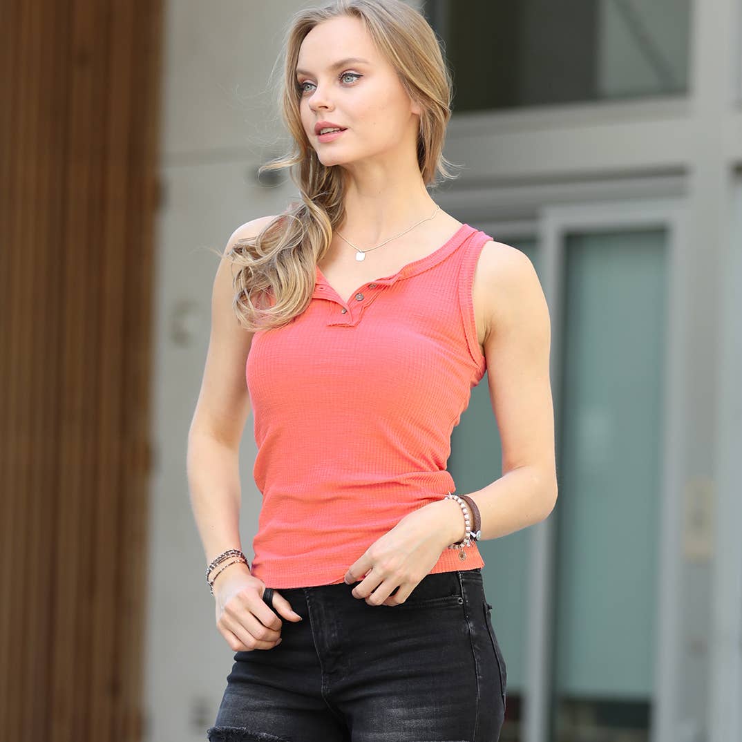 RIBBED HENLEY TANK - CORAL