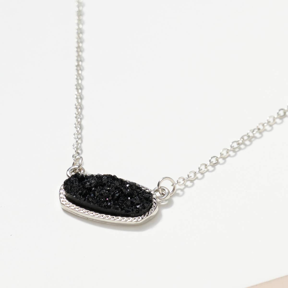 Oval Druzy Stone Charm Short Necklace