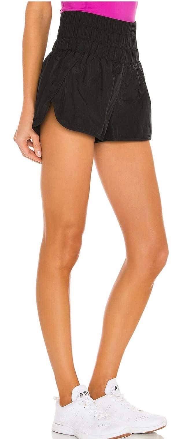 ATHLETIC HIGH WAISTED SHORTS - BLACK