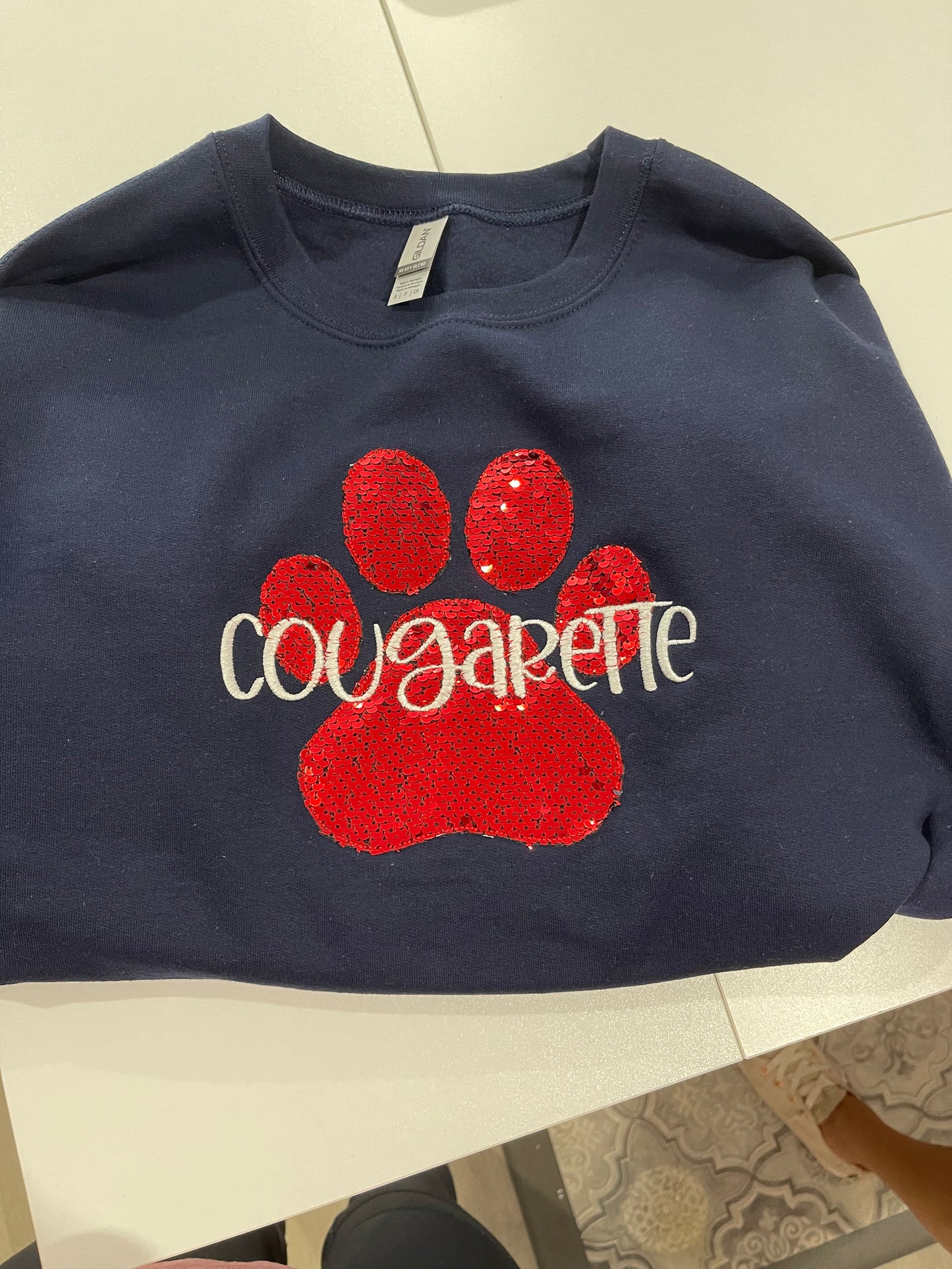 PAW {sequin applique} COUGARETTE SWEATSHIRT