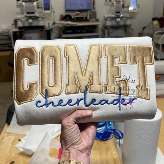 COMET {applique} CHEERLEADER SWEATSHIRT